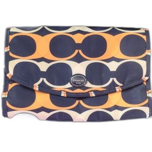 Coach C Logo Travel Hanging Toiletry Make-up Bag Multi Pockets Magnetic Closure